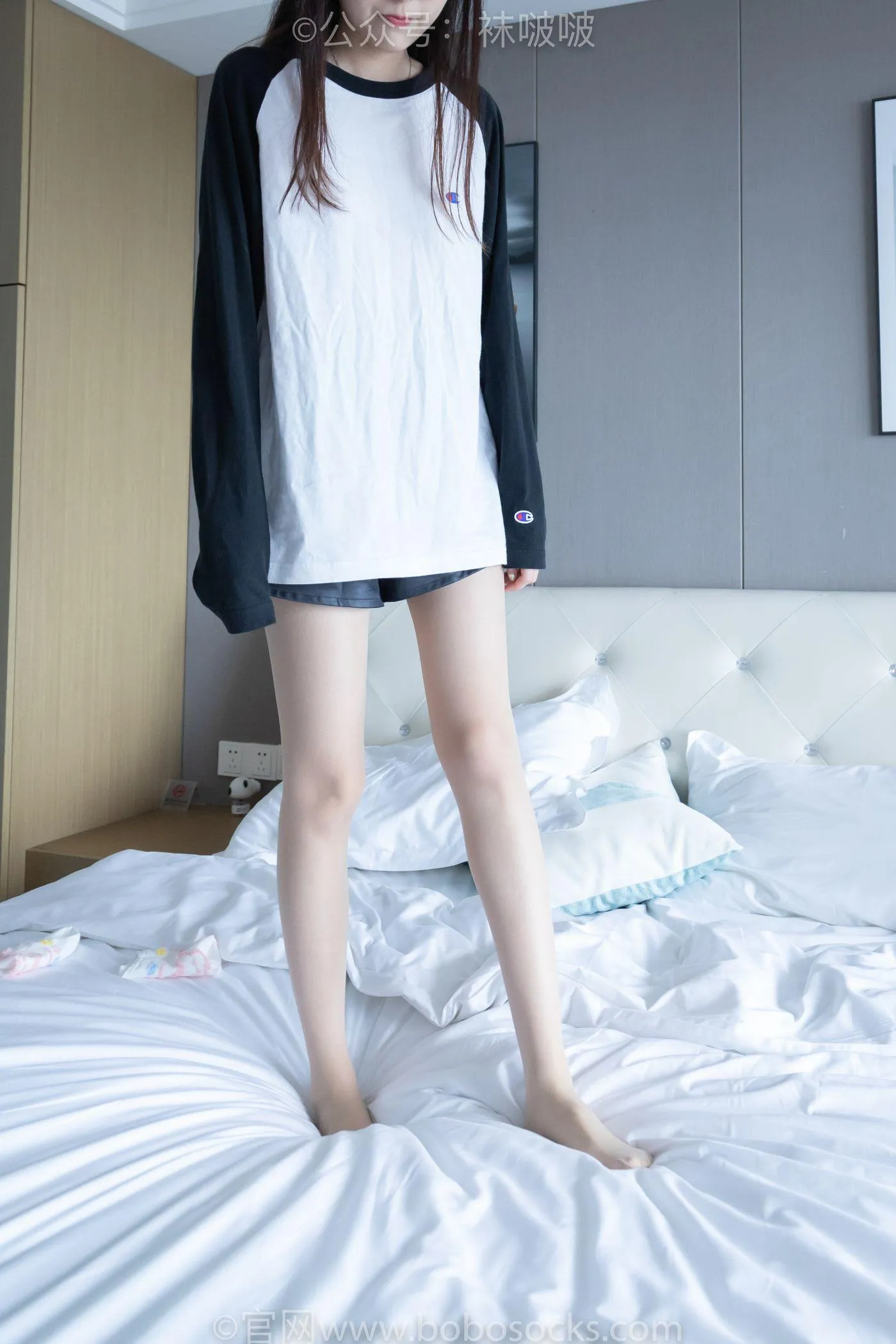 [BoBoSocks袜啵啵]NO.015 稚予-阿迪板鞋、白色短棉袜、肉丝 [135P]插图1